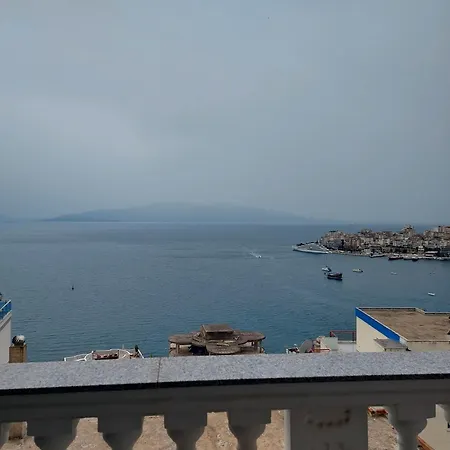 דירה Xhuliana's Sea View *